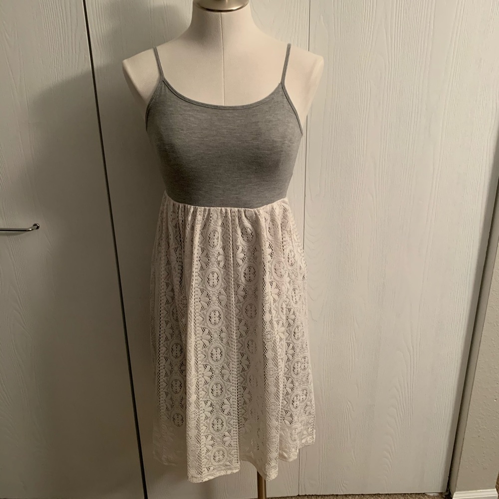 ‼️CLOSET CLOSING‼️Gray Dress W/ Lace Knit Bottom